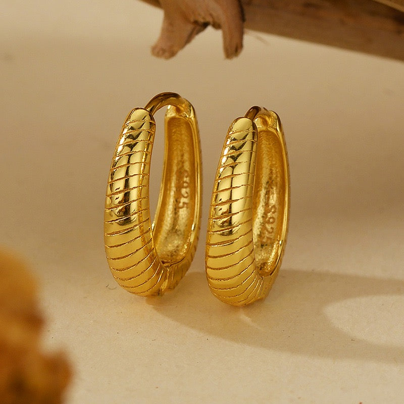 August Vintage Twist Earrings