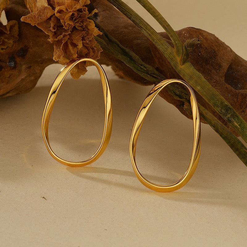 Large irregular front circle silver earrings BUBBLE