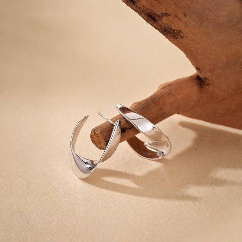 COLLETTE EARRING
