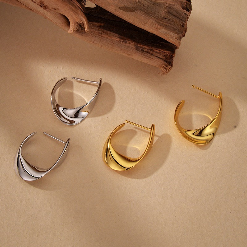 COLLETTE EARRING
