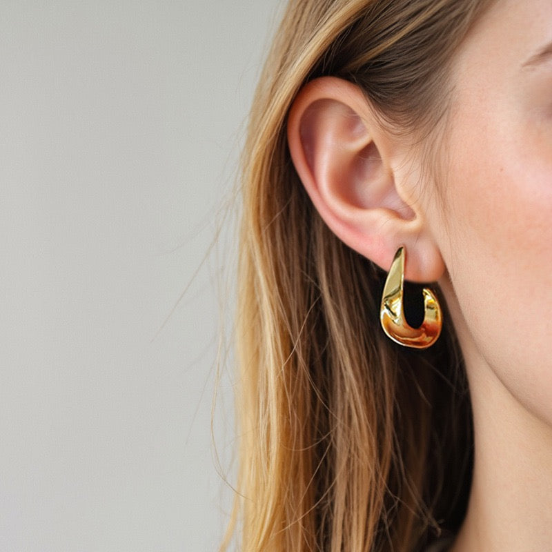 COLLETTE EARRING